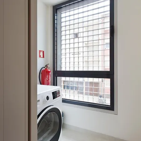 Modern And Comfort Brand New 3br, Ac, Parking Appartement Porto