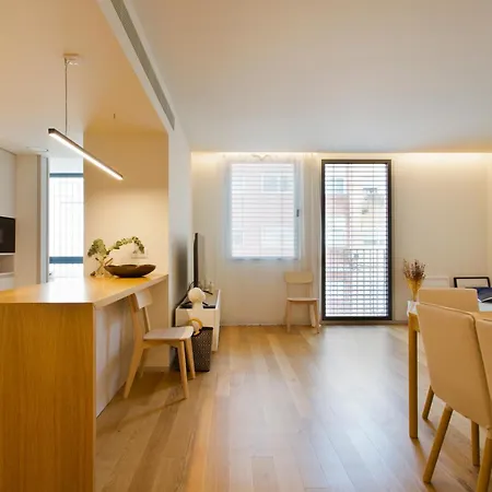 Modern And Comfort Brand New 3br, Ac, Parking Appartement Porto
