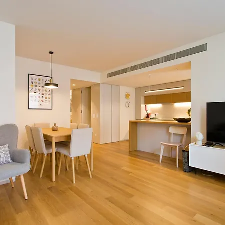 דירה Modern And Comfort Brand New 3br, Ac, Parking *