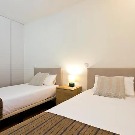 Modern And Comfort Brand New 3br, Ac, Parking * Porto