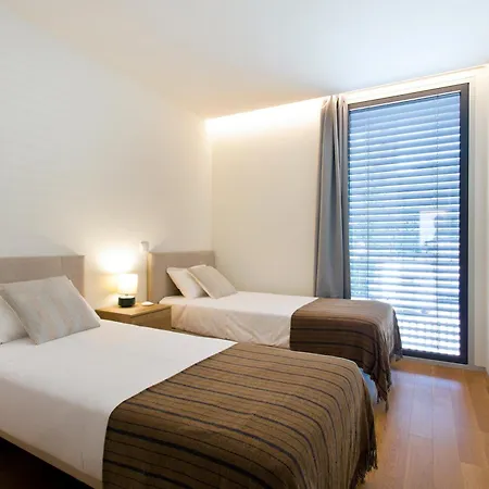 Modern And Comfort Brand New 3br, Ac, Parking Porto